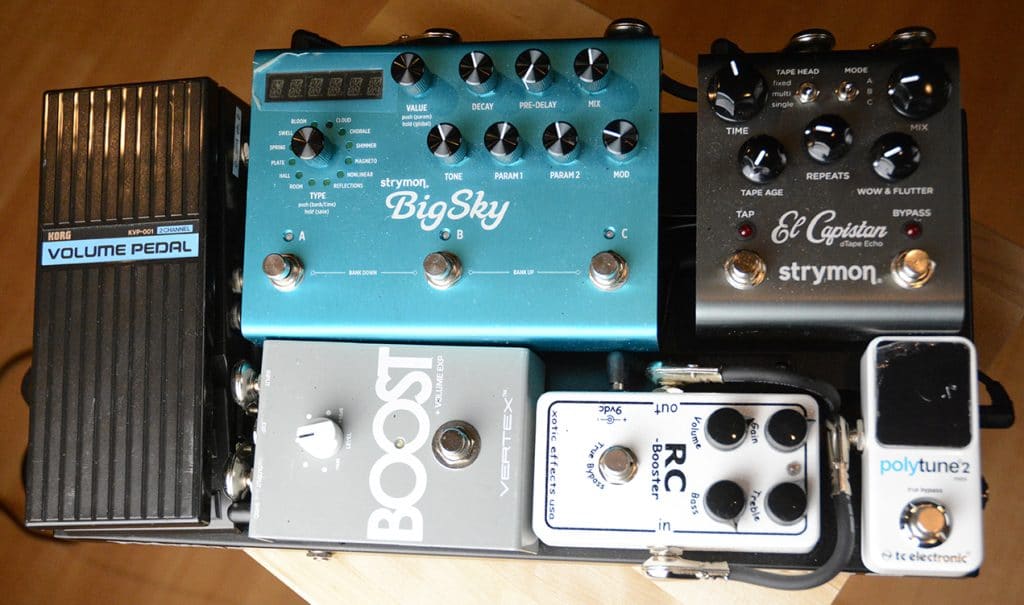 MItch Holder Pedalboard
